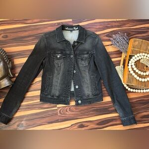 American Eagle Outfitters Women's Dark Gray Denim Jacket
